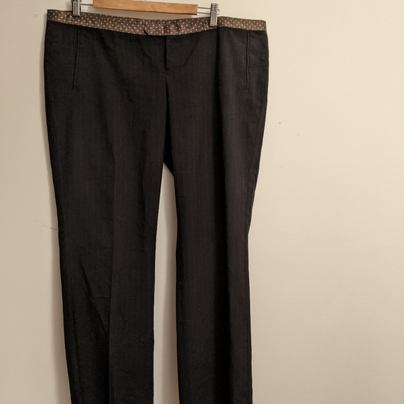 Size 14 low rise charcoal pin striped pants - Picture 2 of 3